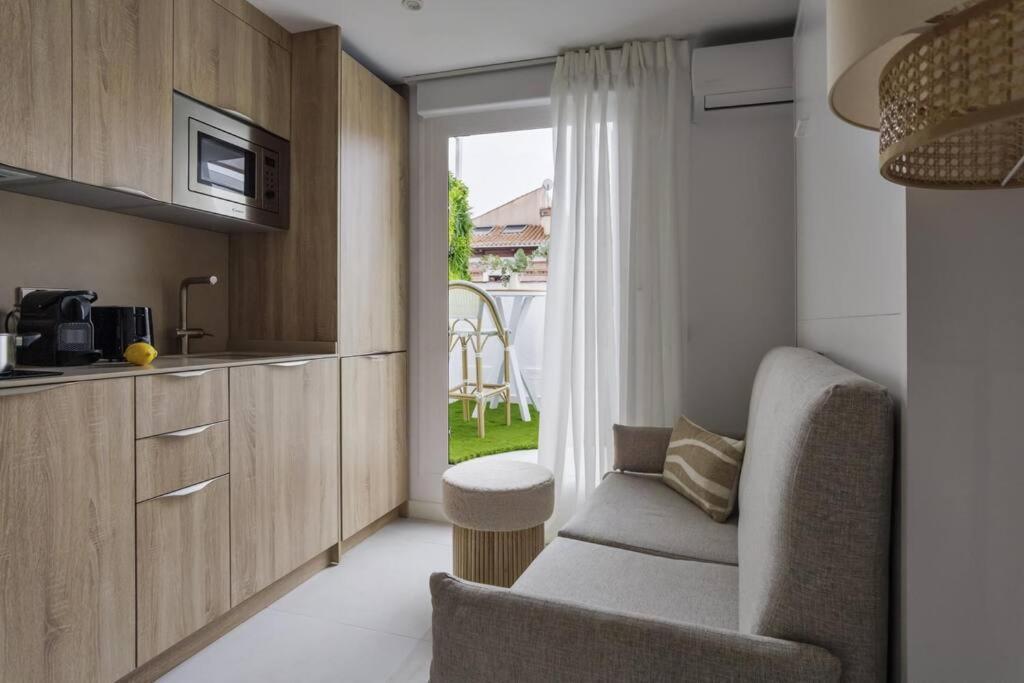 Heima Penthouse Suite Old Town Мадрид Экстерьер фото
